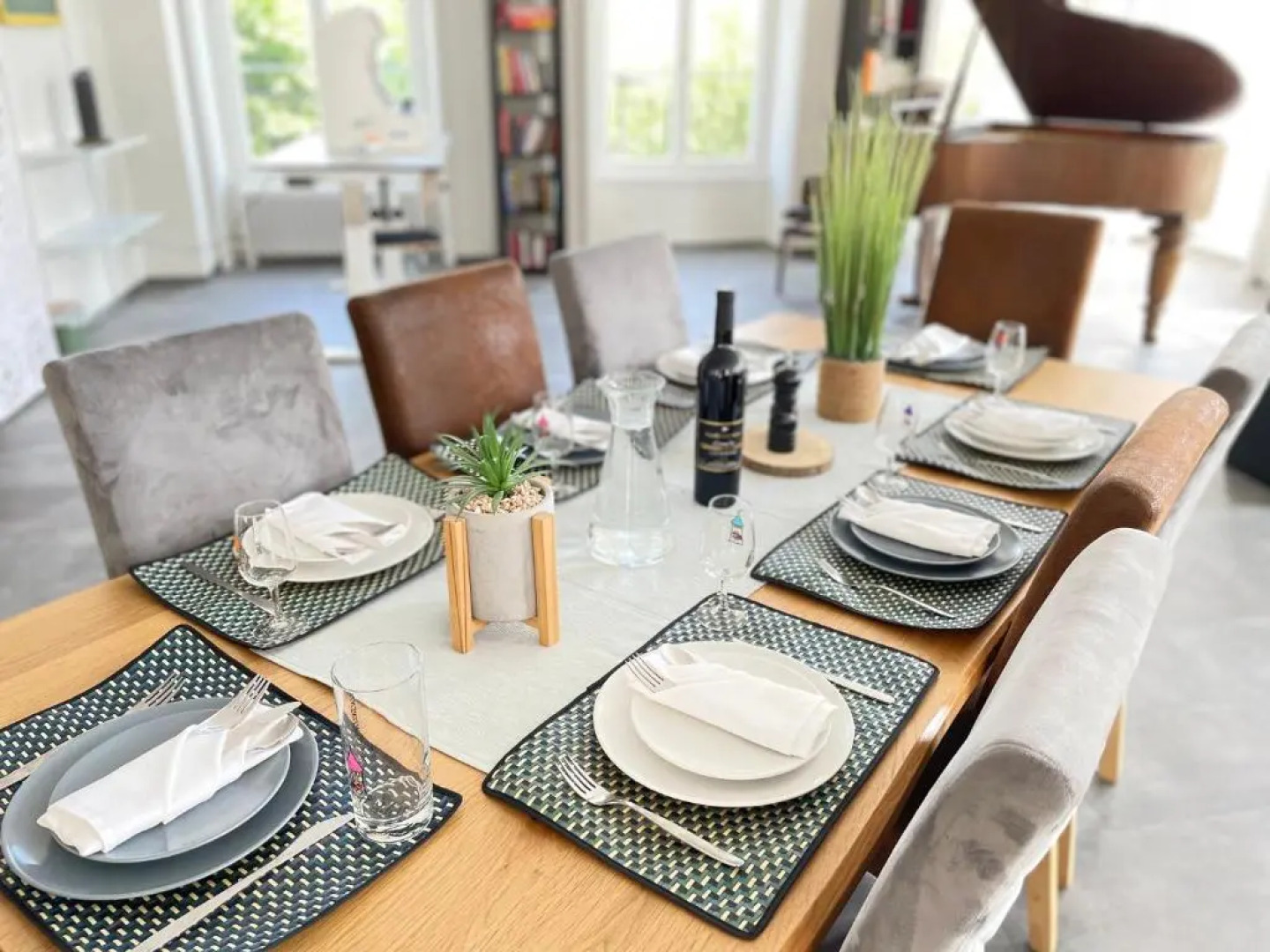 The 5 Continents I & II - 320 m2 by Stay Swiss