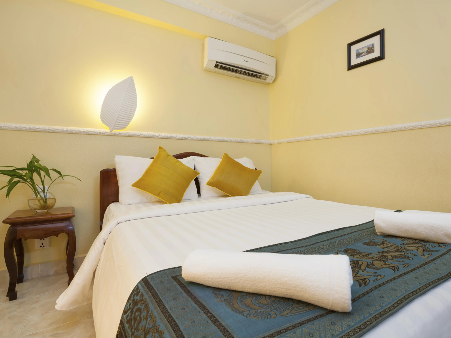 Paris Angkor Boutique