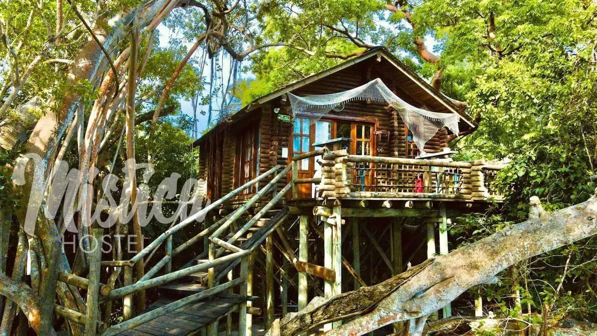 Mistica Island Hostel