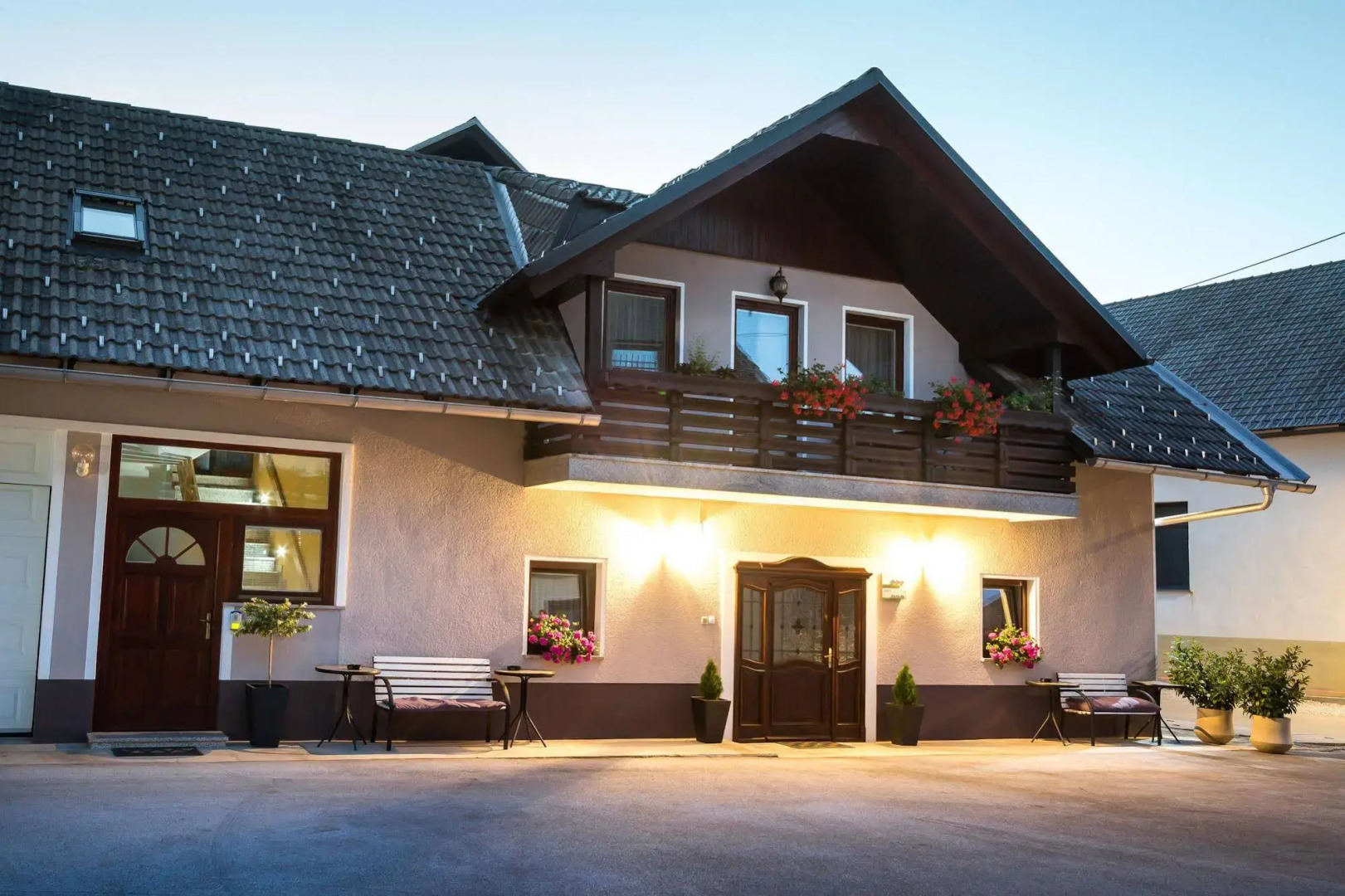 Rooms & Apartments Kepic