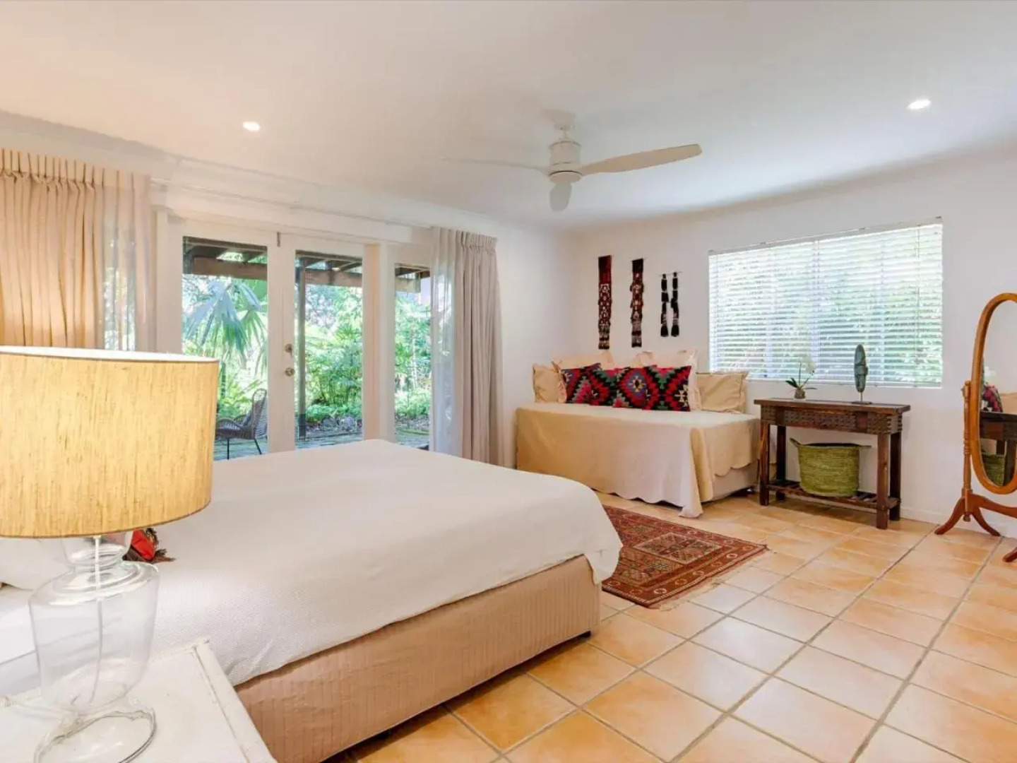 Sunshine Beach House 14 Depper Street