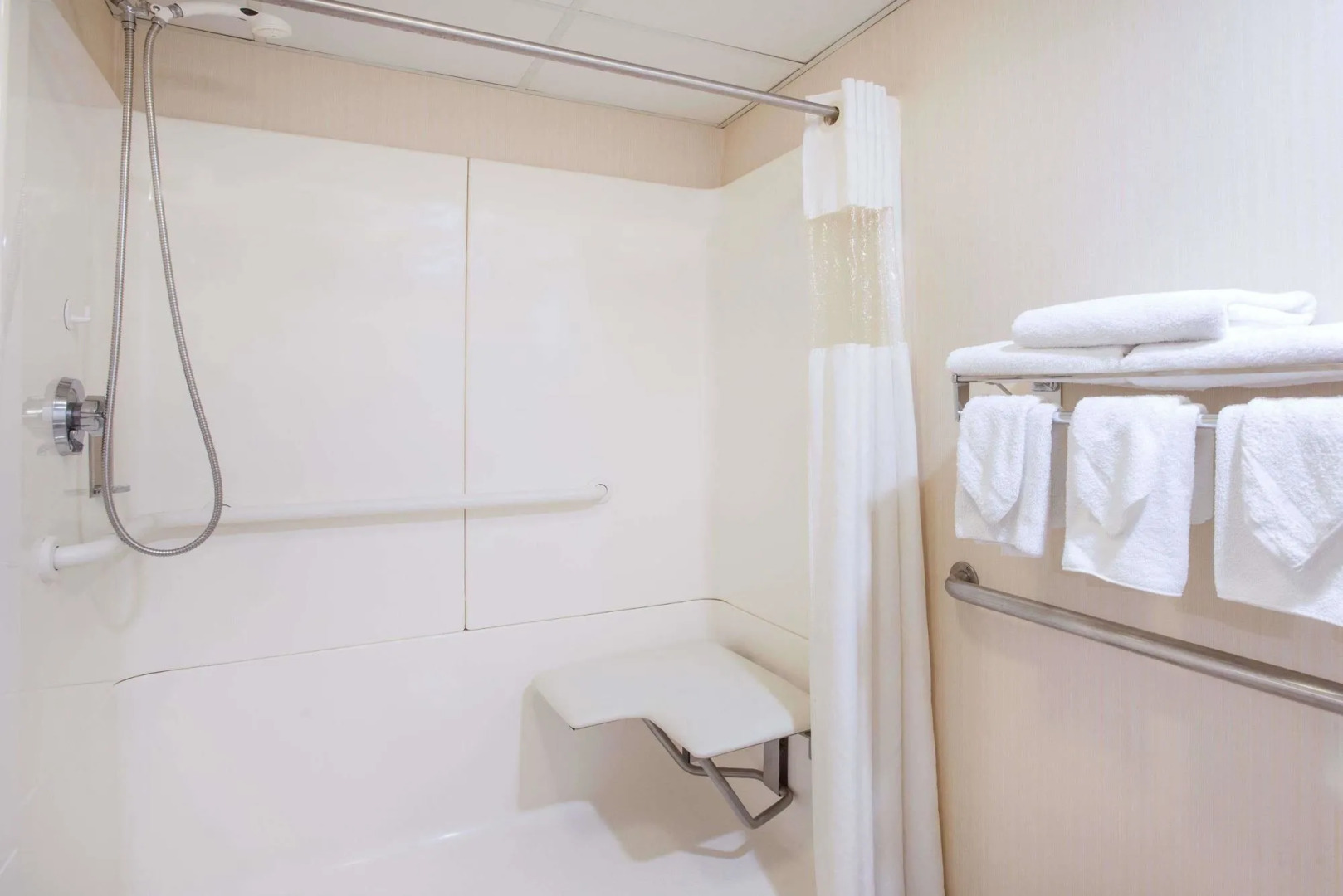 Germaine Inn South Portland