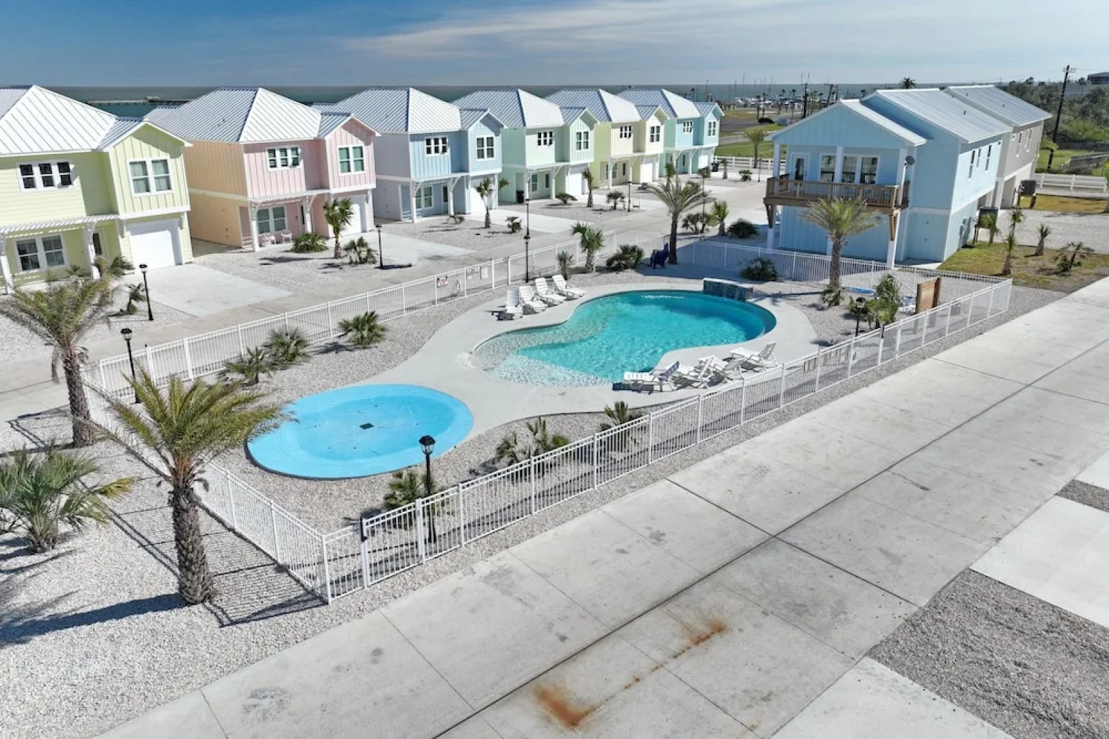 Ahoy Matey Sp151 4 Bedroom Home by RedAwning