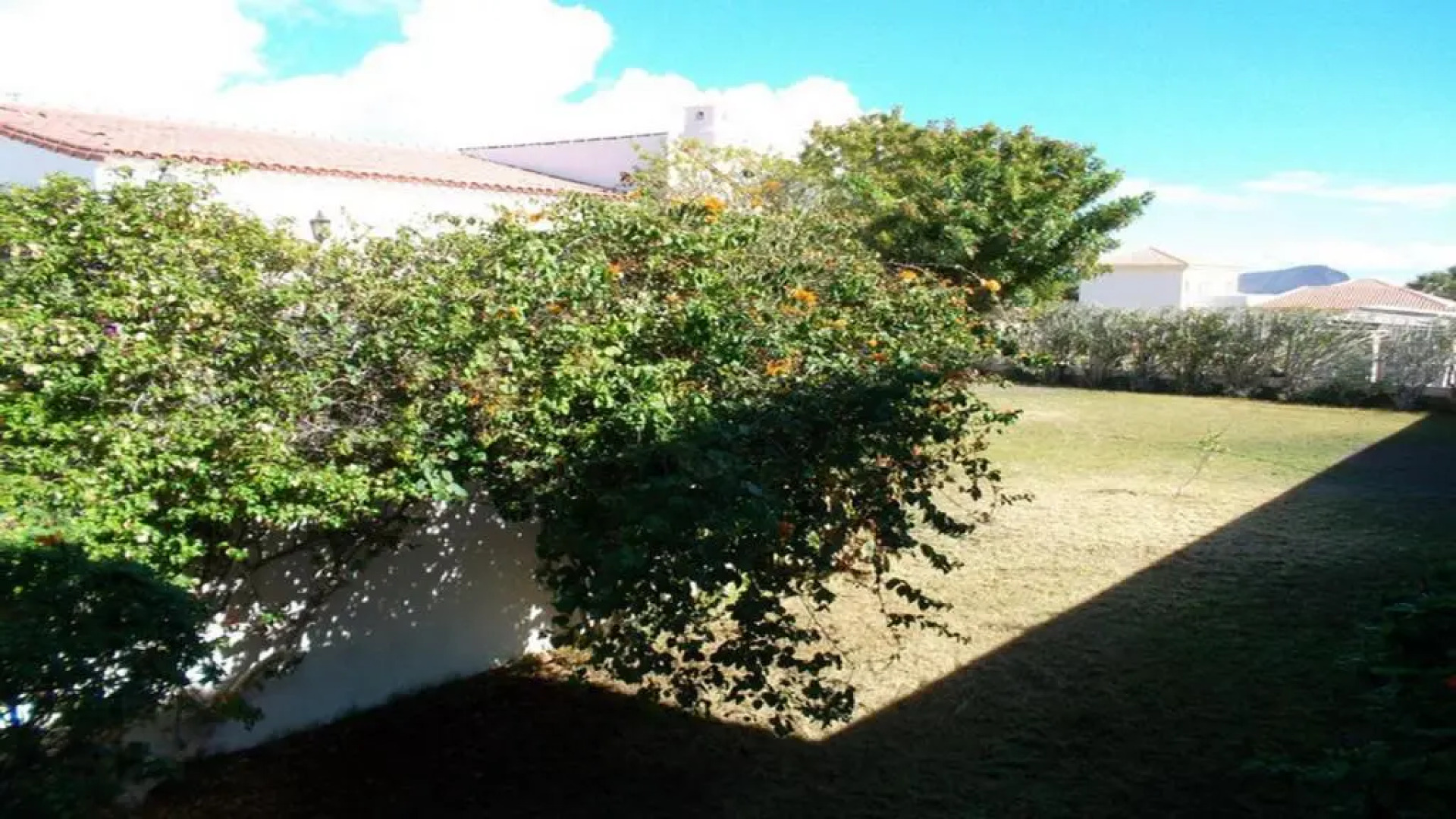 Exclusively located Golf Villa with heated pool