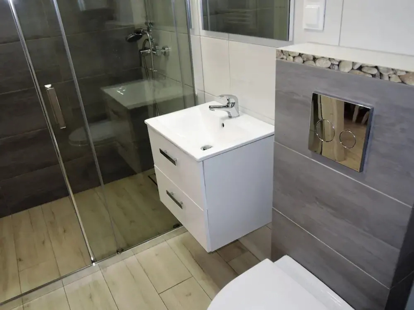 Holiday Home in Dziwnowek by Sea and Lake