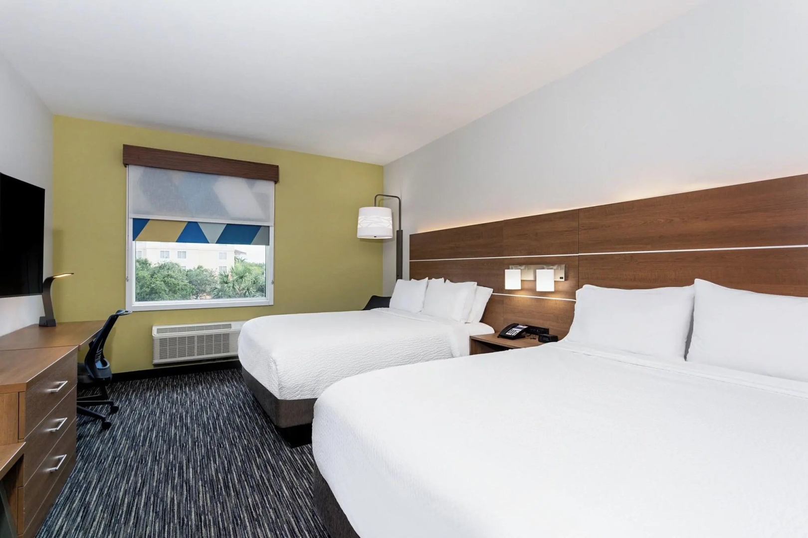 Holiday Inn Express and Suites Miramar by IHG