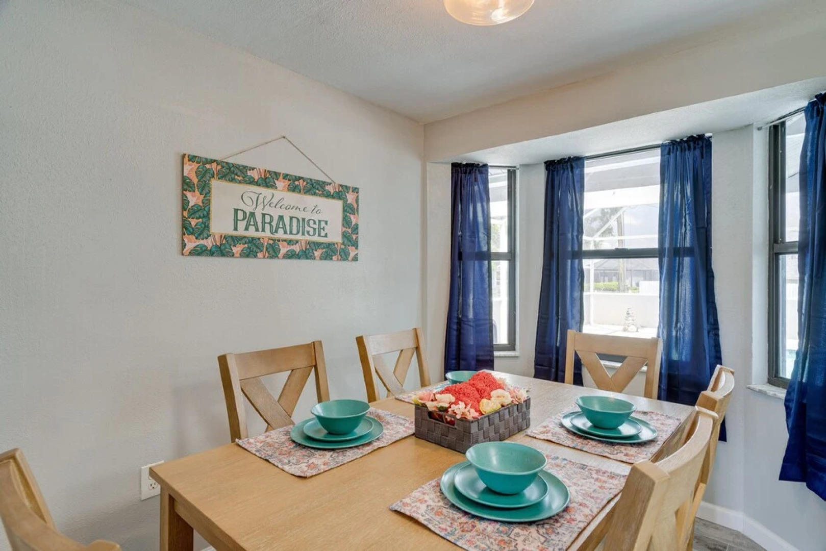 Port Charlotte Vacation Rental: Screened-in Lanai!