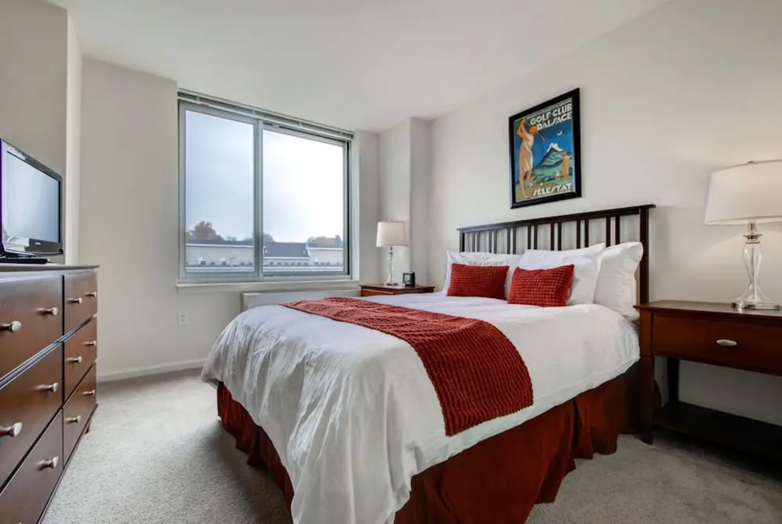 Global Luxury Suites at White Plains