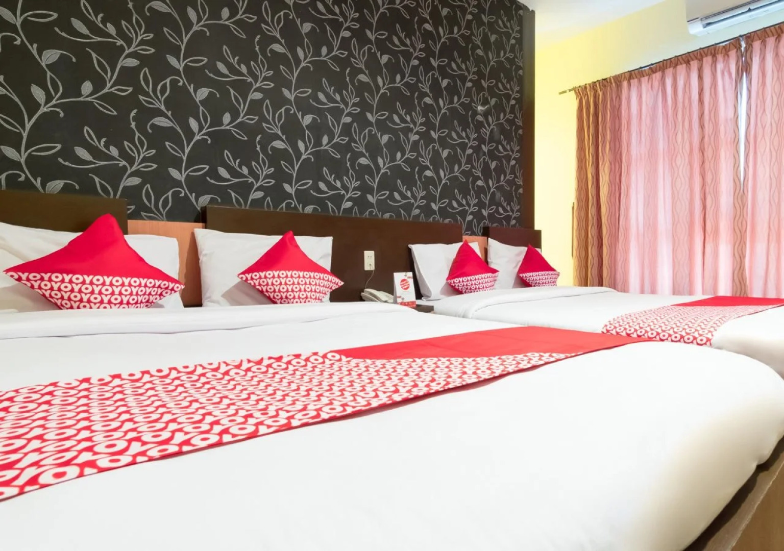 OYO 996 Hotel Transit