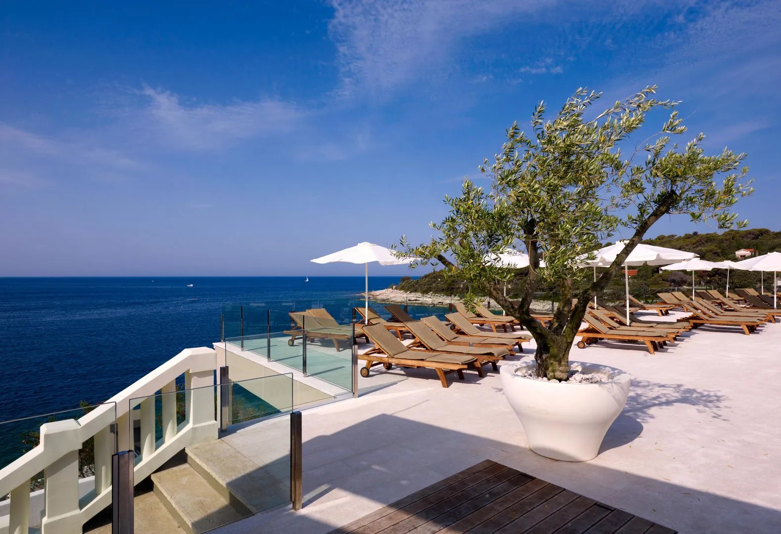 Arena Verudela Beach Apartments