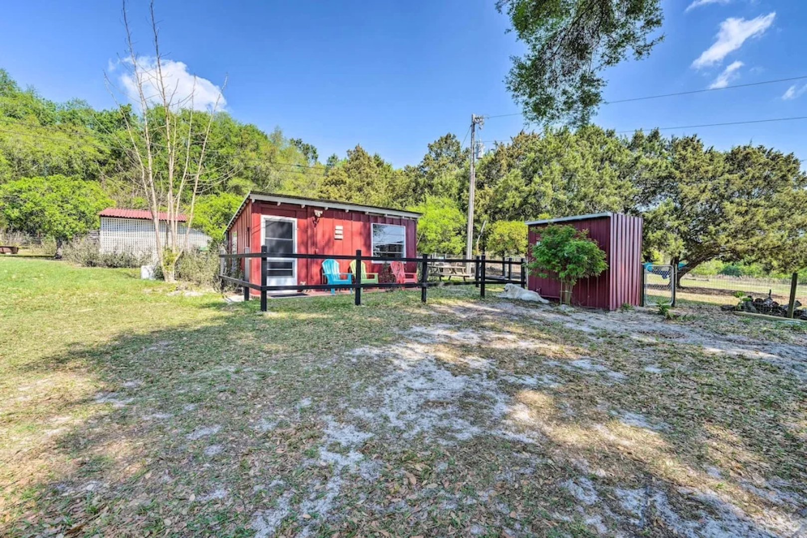The Clubhouse - Lady Lake Farm Getaway!