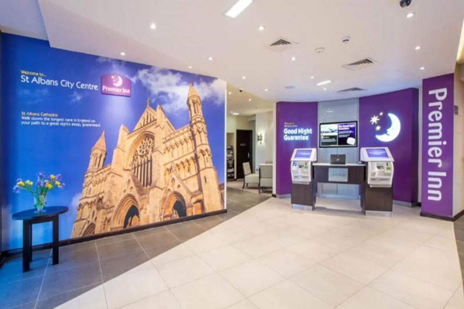 Premier Inn St Albans City Centre