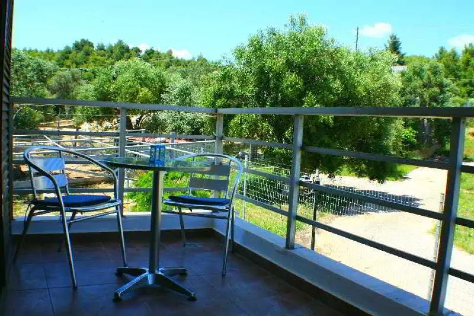 Salonikiou Beach Deluxe Apartments