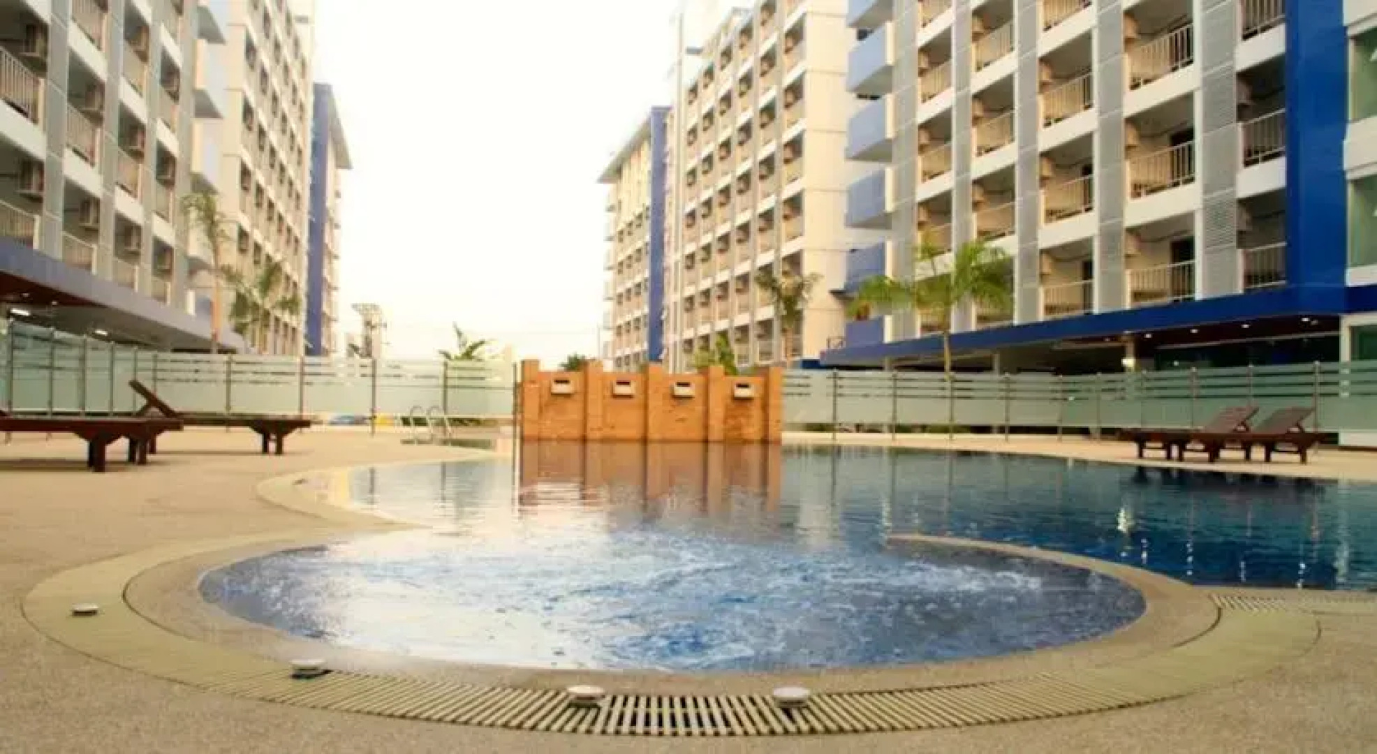 Bundit Parlor Salaya