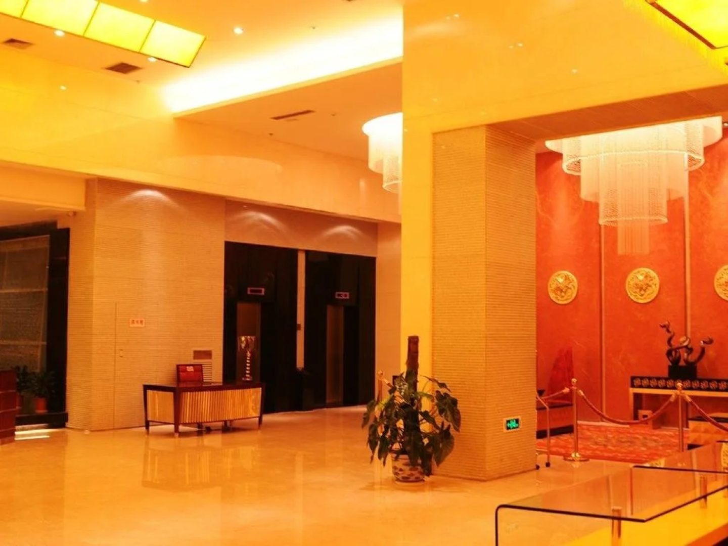 Rising Dragon International Hotel