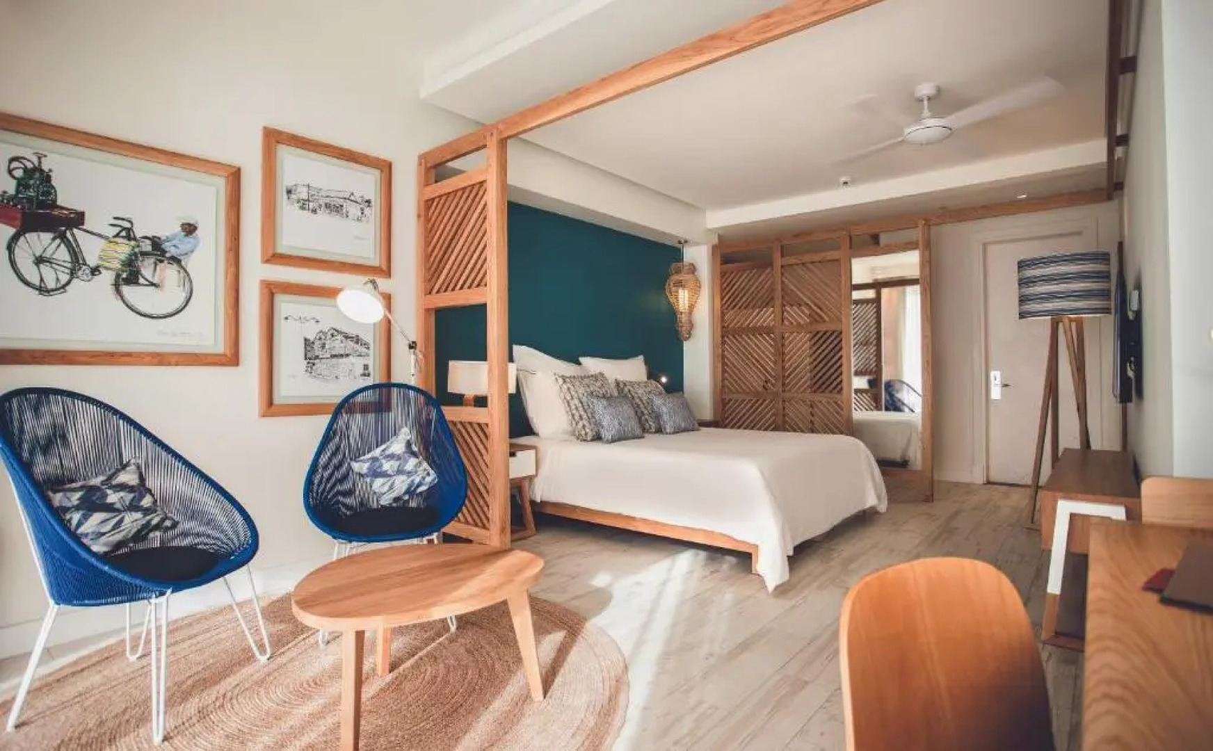 Victoria Beachcomber Resort & Spa - Victoria for 2 - Adults Only