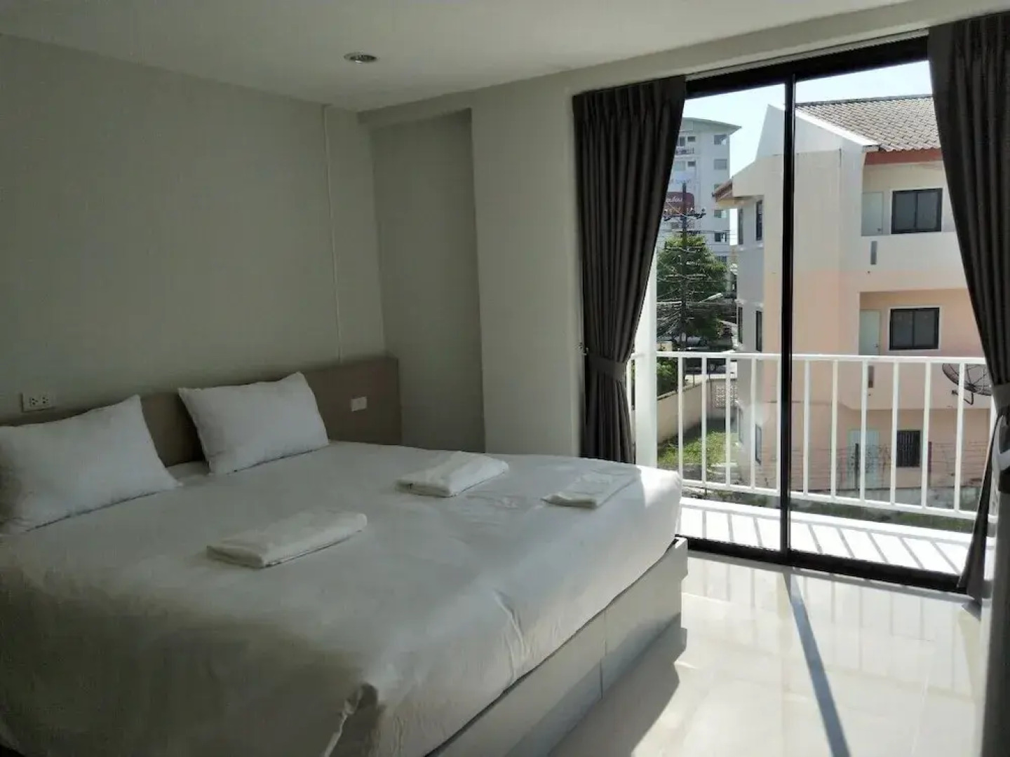 White Sand Phuket Residence