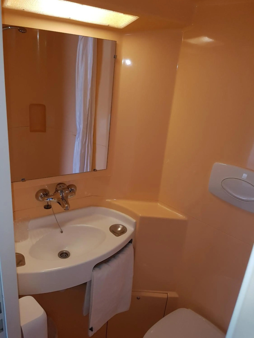 Première Classe Amiens Est - Glisy