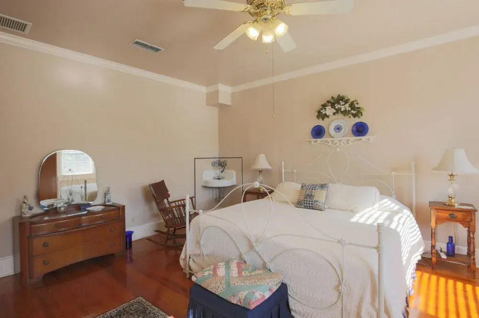 The Hinson House Bed & Breakfast