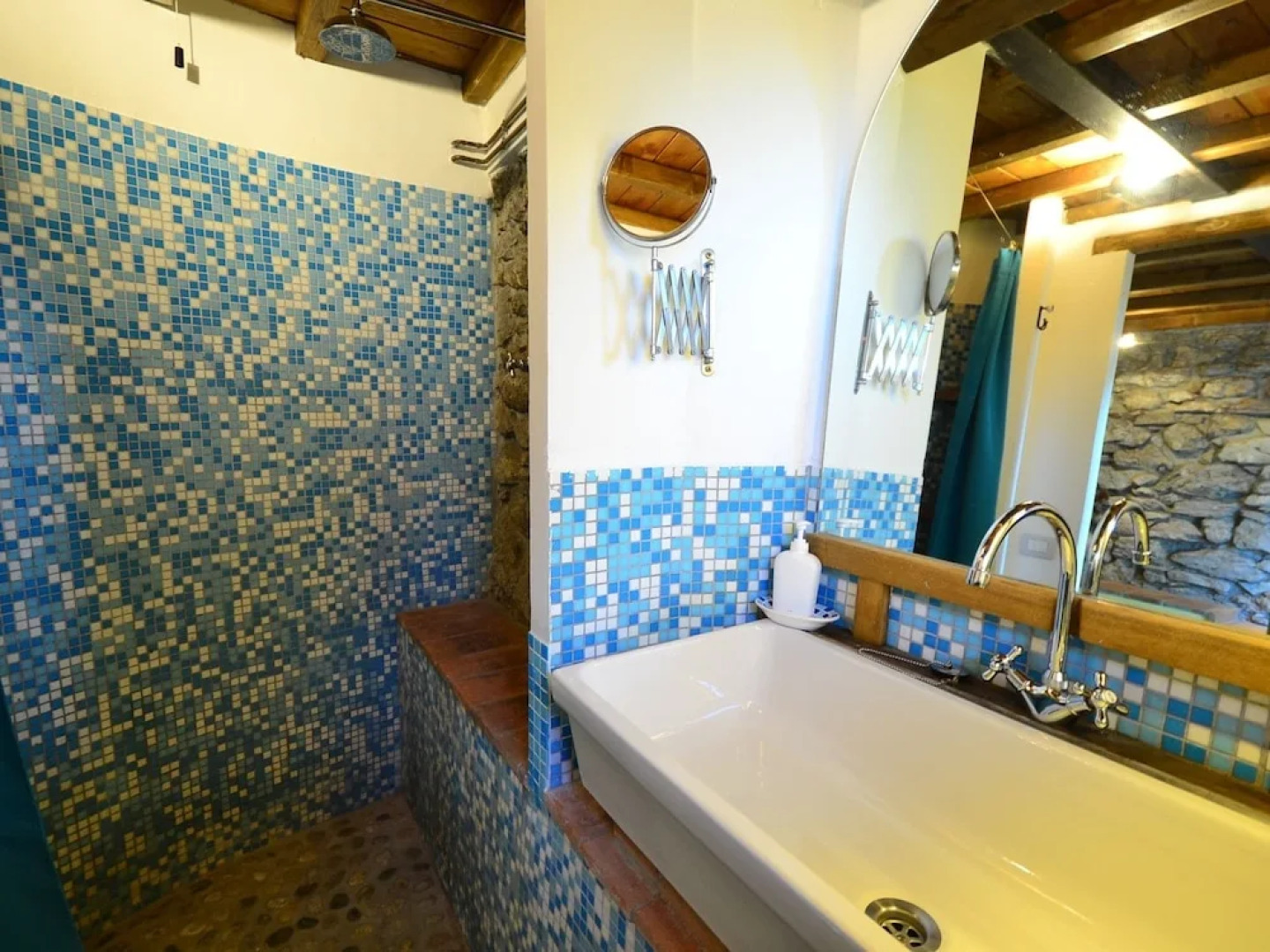 Modern Holiday Home in Zato Italy near Forest