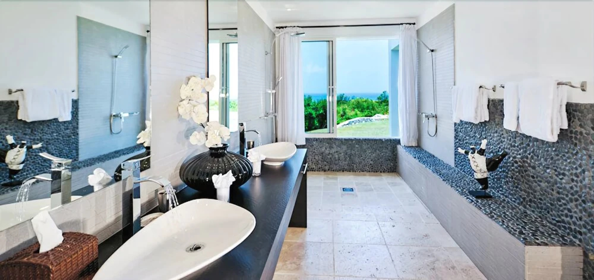 Villa Ambiance