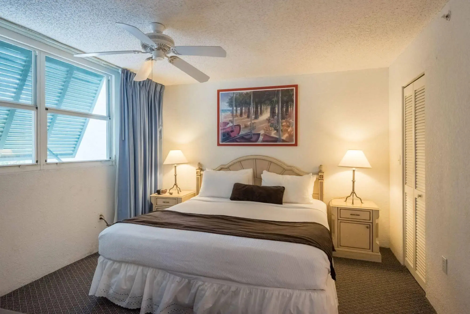 Sunrise Suites Resort