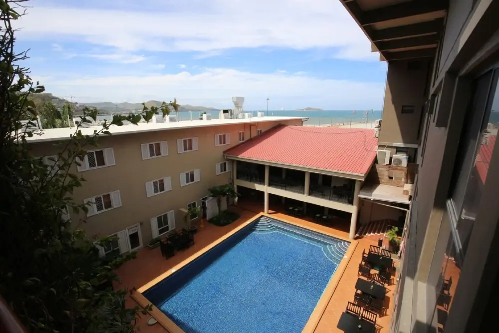 Ela Beach Hotel & Apartments