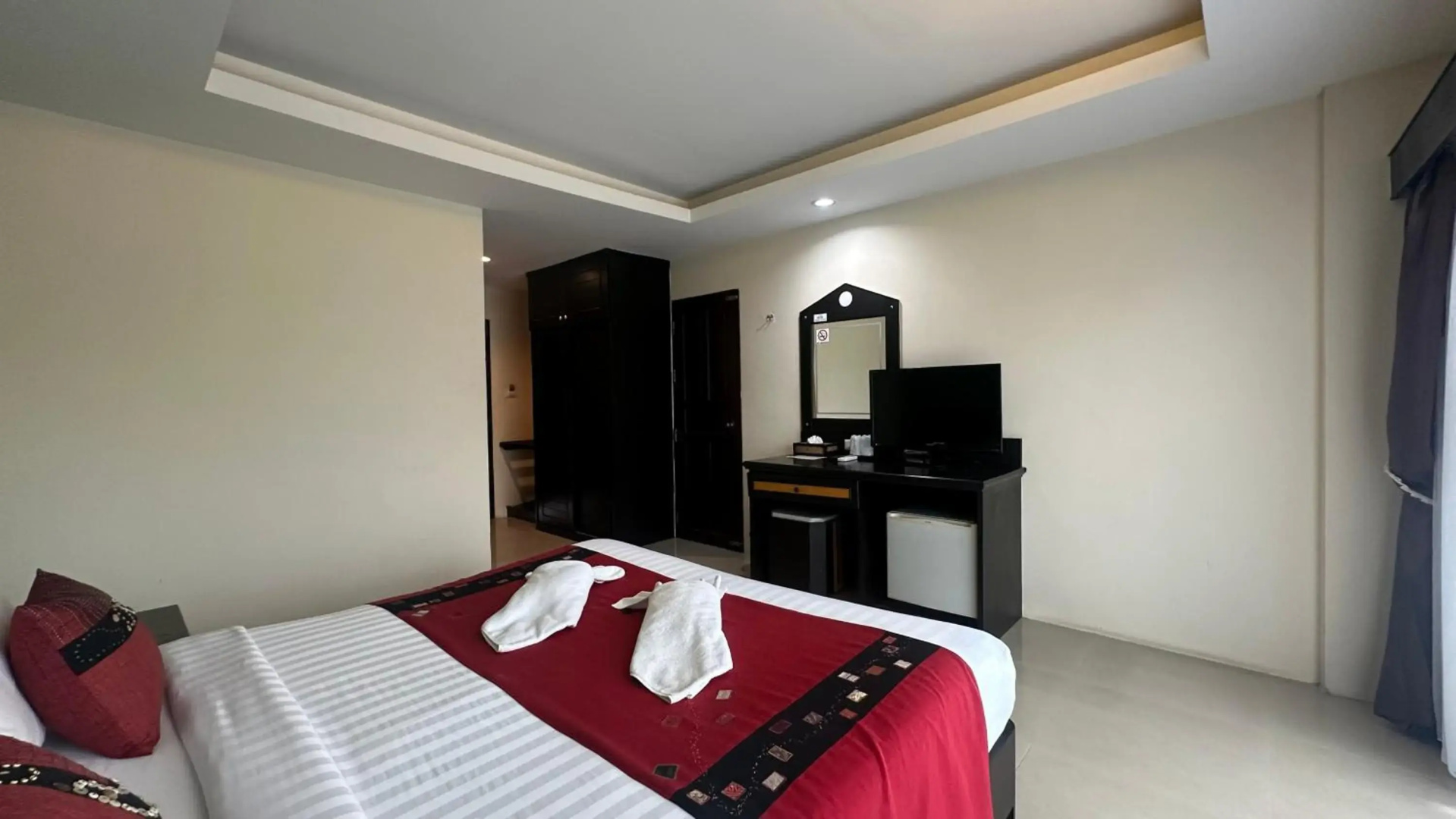 MM Hill Hotel