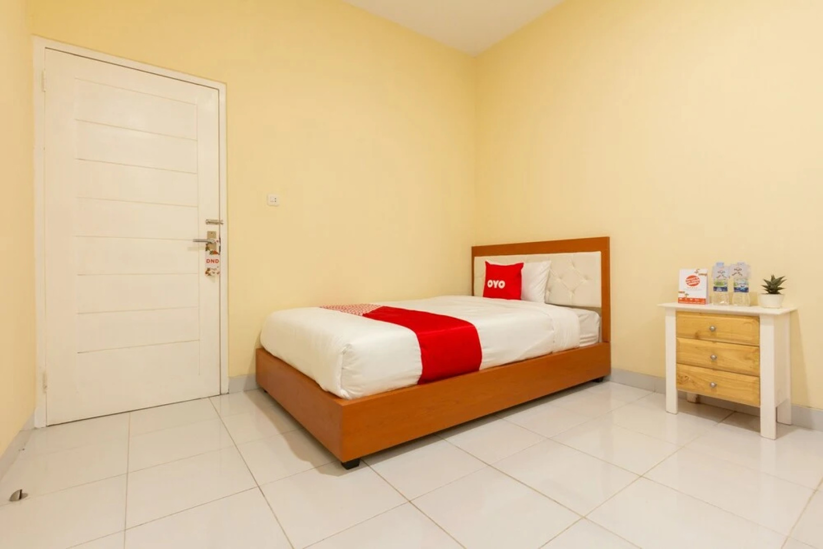 Hotel O Yogyakarta near Universitas Gadjah Mada formerly Sellinas Guesthouse