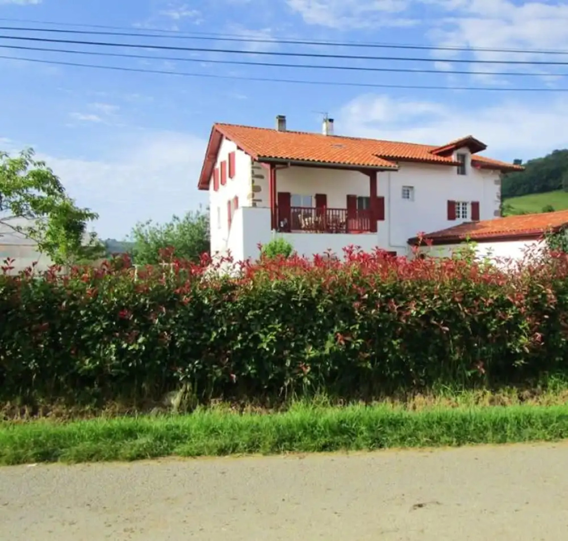 Apartment With 4 Bedrooms in Ainhoa, With Wonderful Mountain View, Enclosed Garden and Wifi - 30 km From the Beach