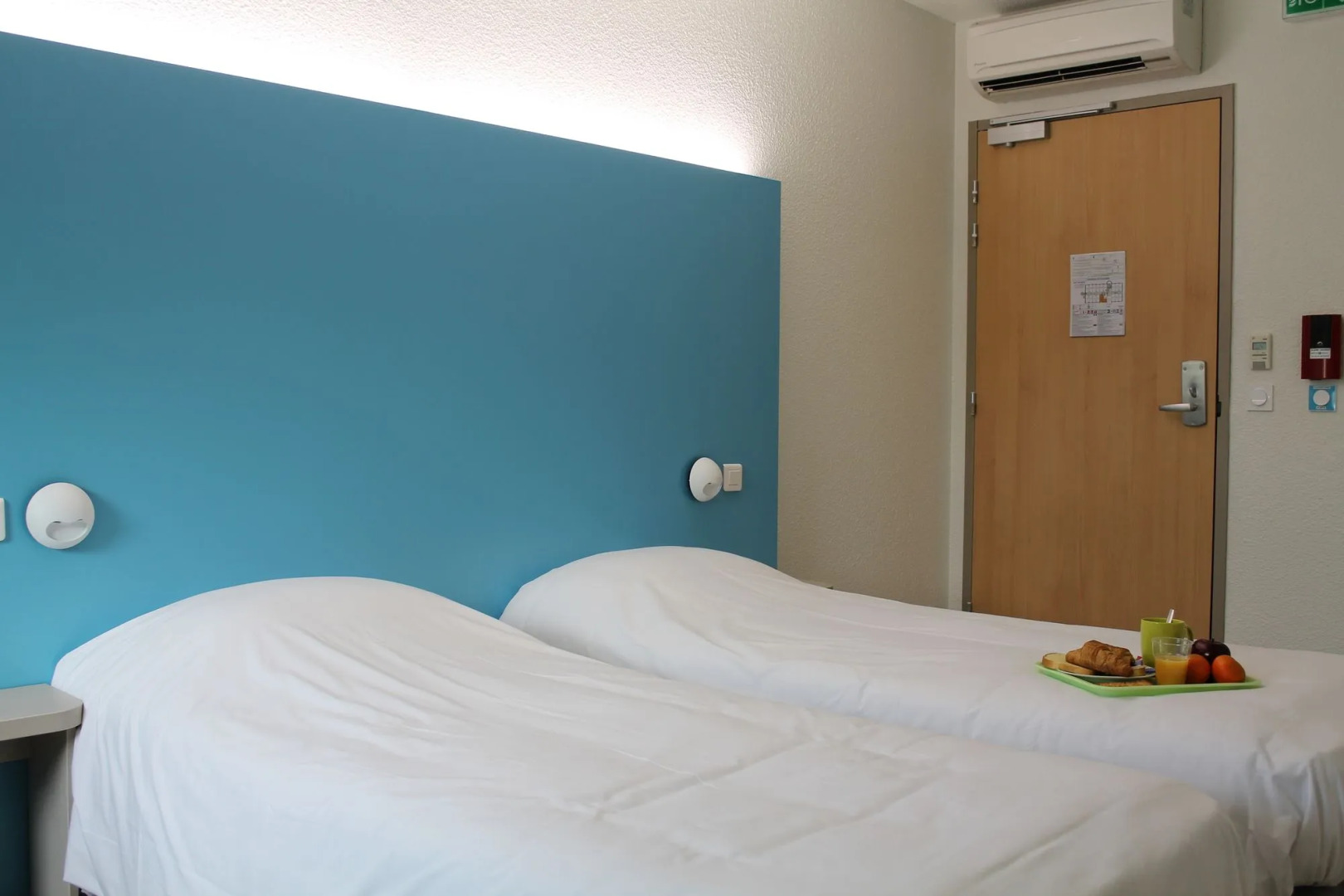 First Inn Hotel Les Ulis