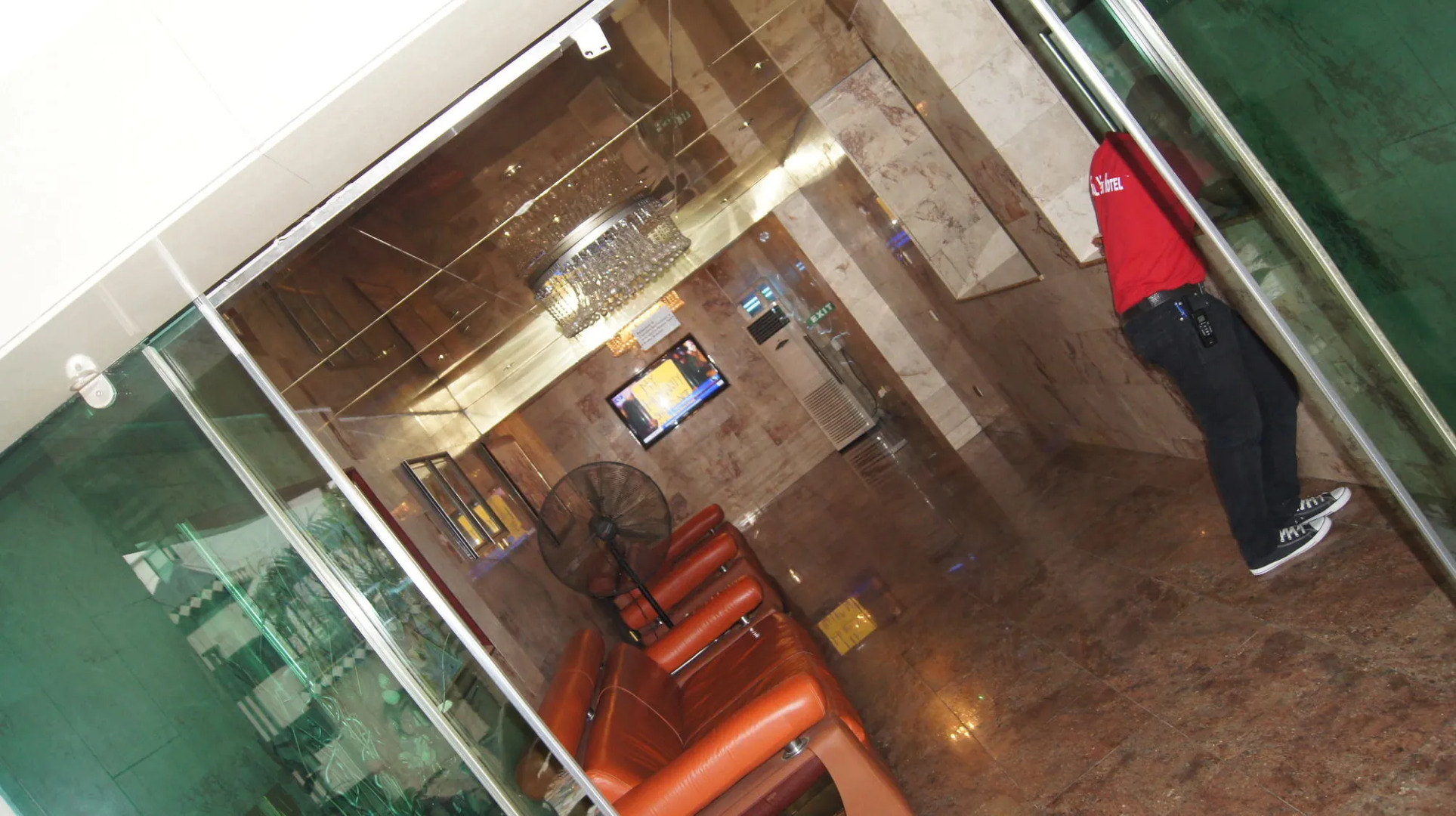 Royalview Hotel And Suites