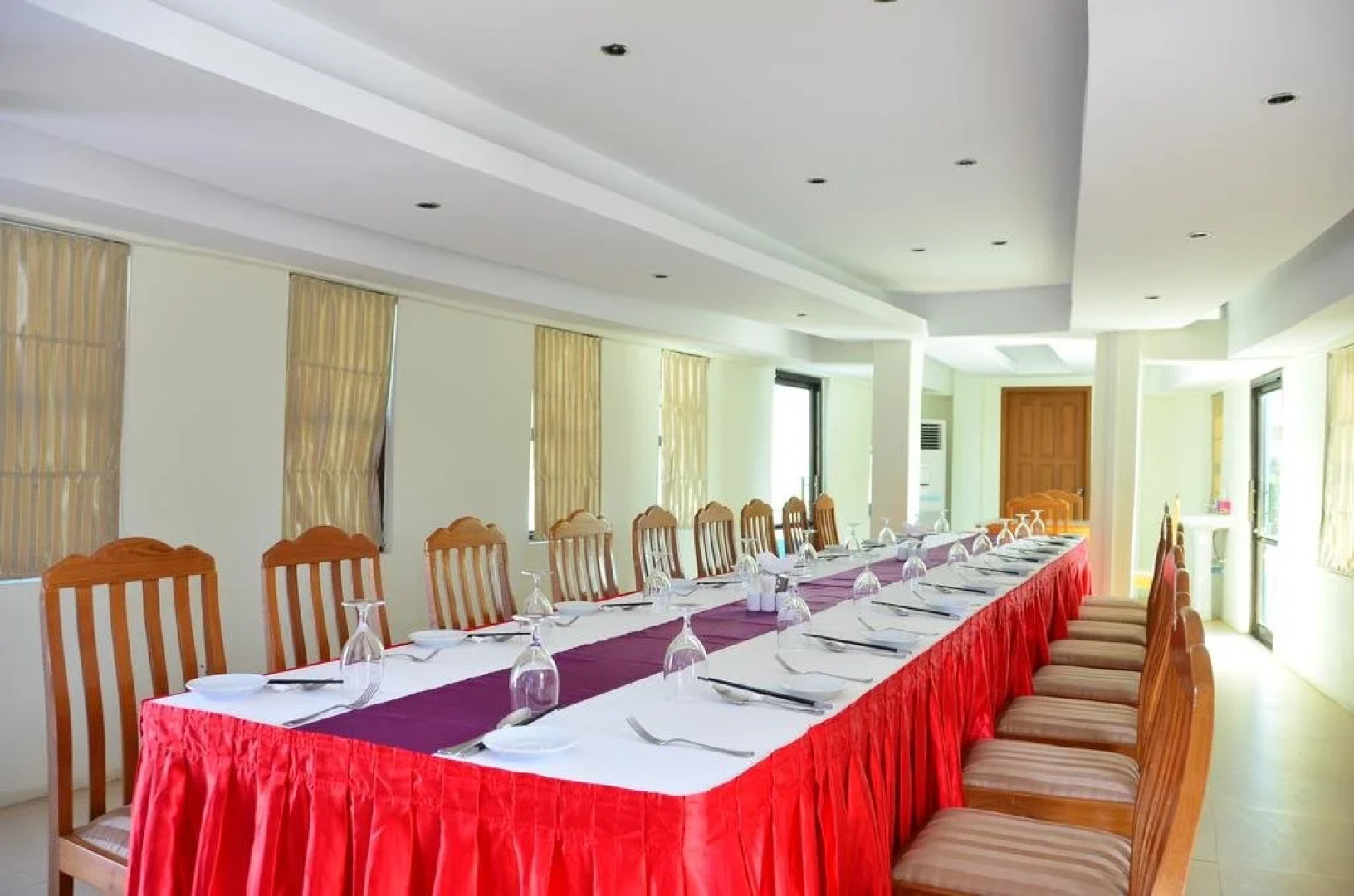 Sky Place Hotel and Cafe Flight