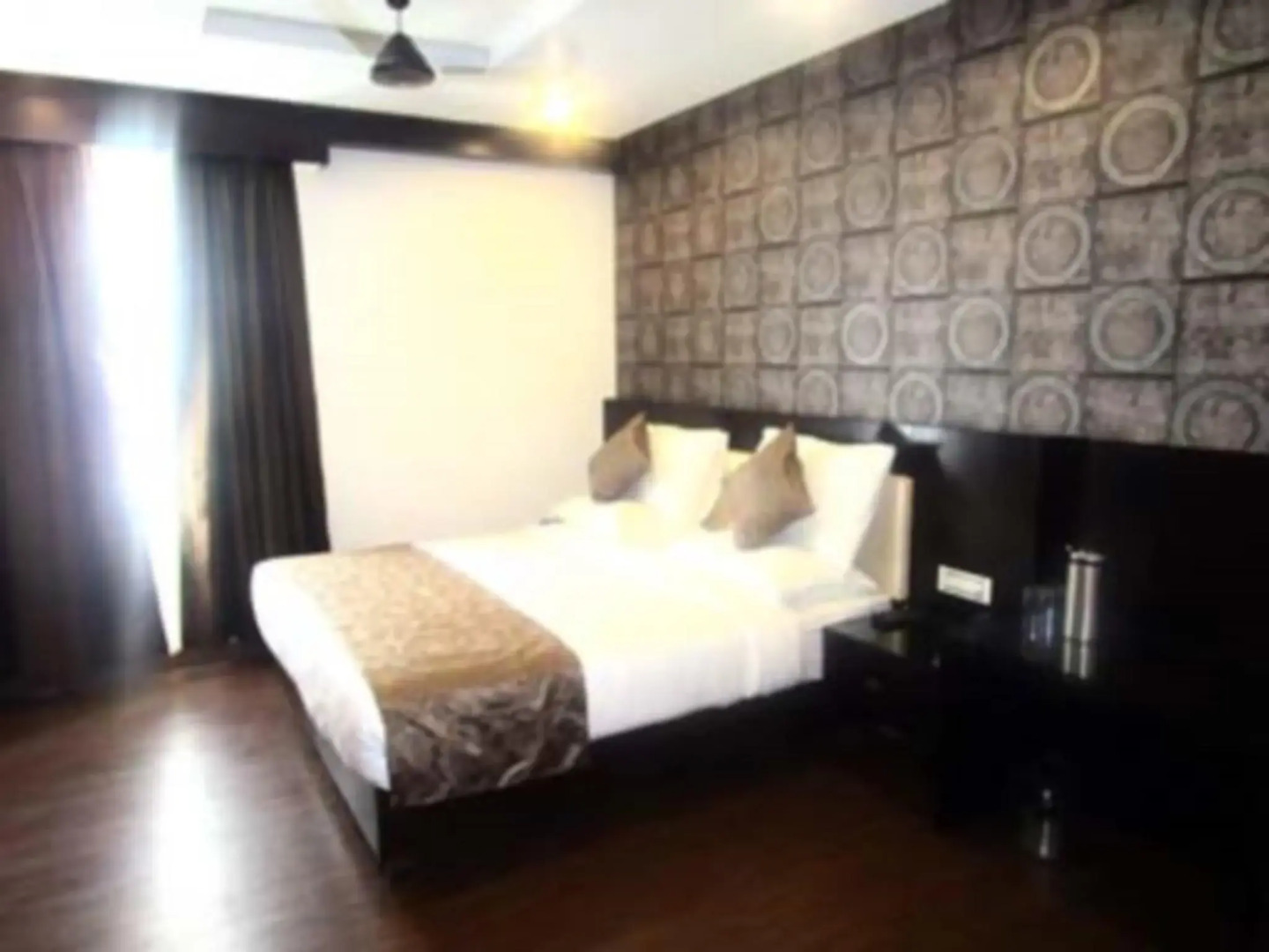 The City Grand Hotel