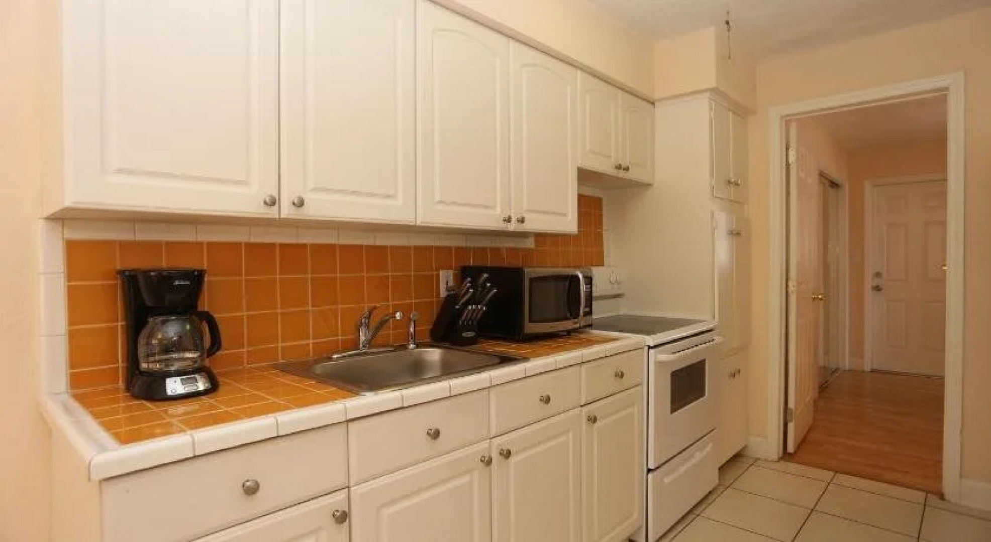 Lauderdale Villas, Suites by the Sea