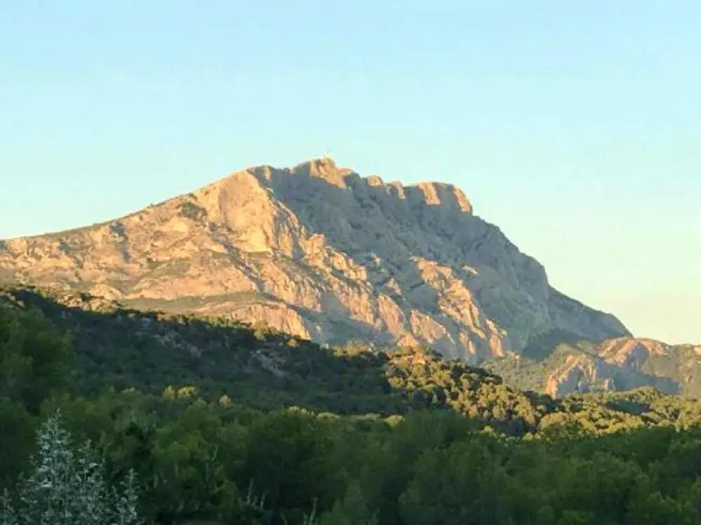 Apartment With 2 Bedrooms in Velaux, With Pool Access, Furnished Garde