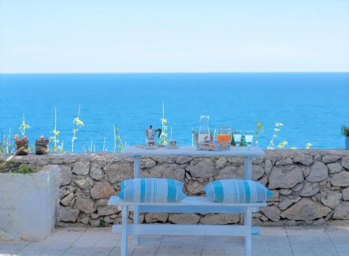 Leuca Cliff Houses by WowHomes