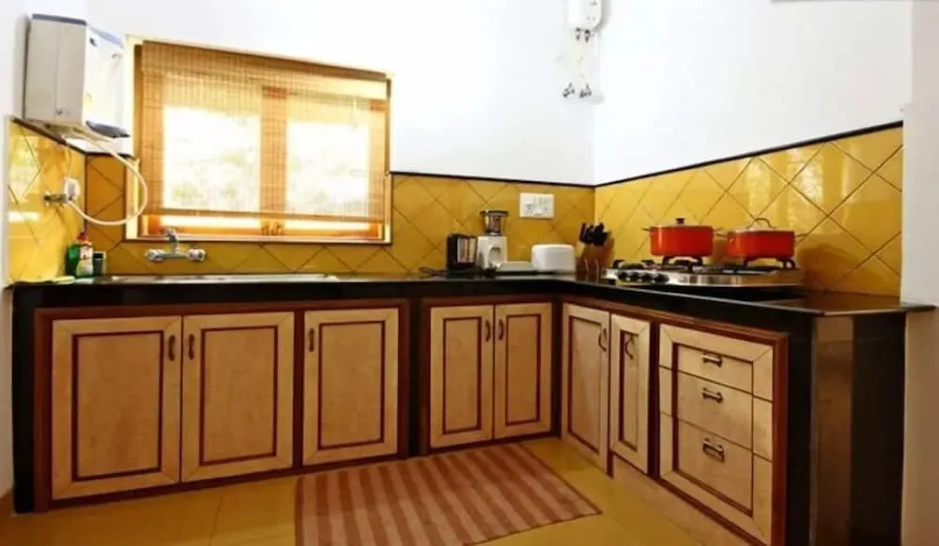 Villa Fountain Court