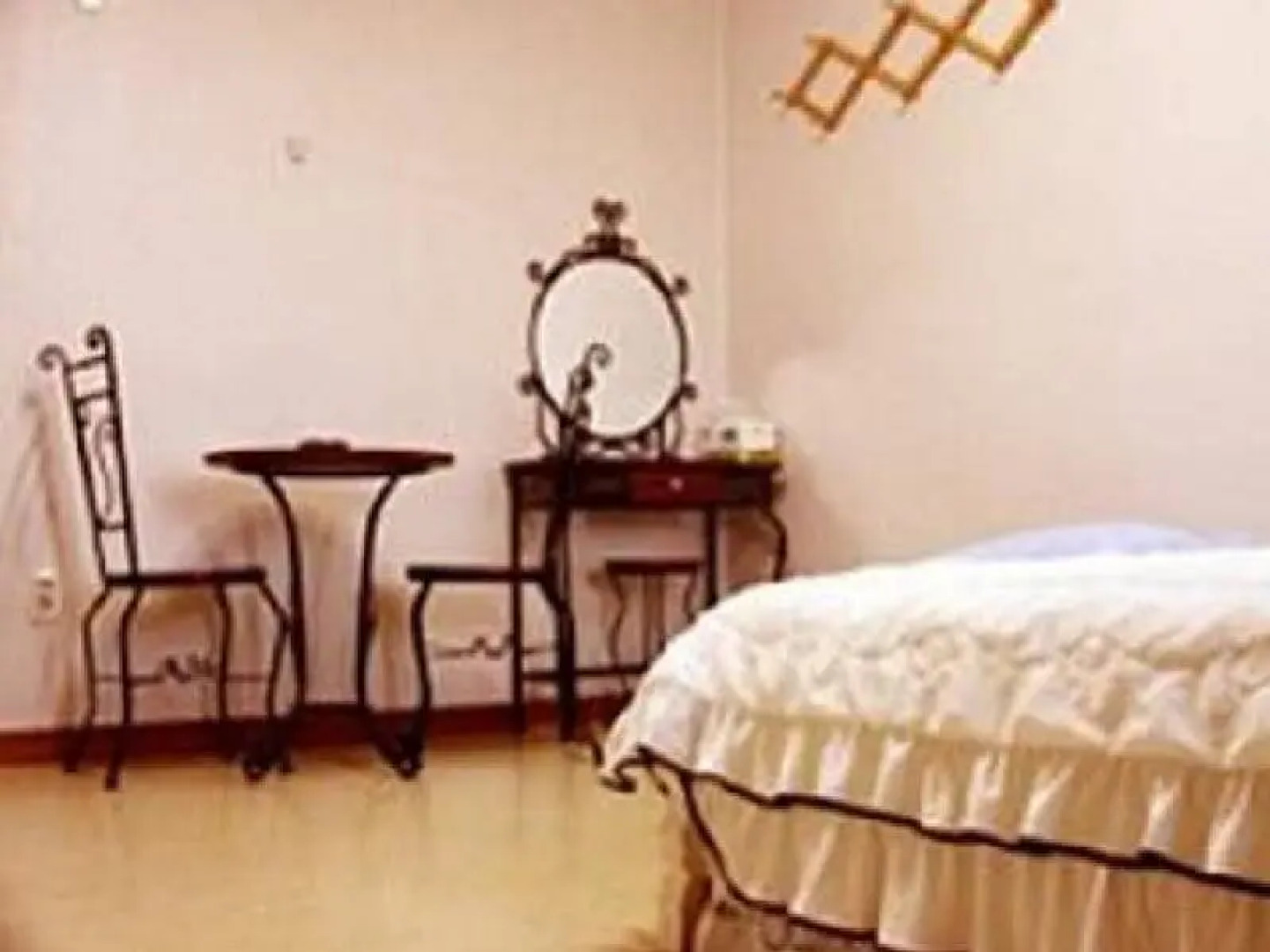 Goodstay Phoenix Spa Hotel