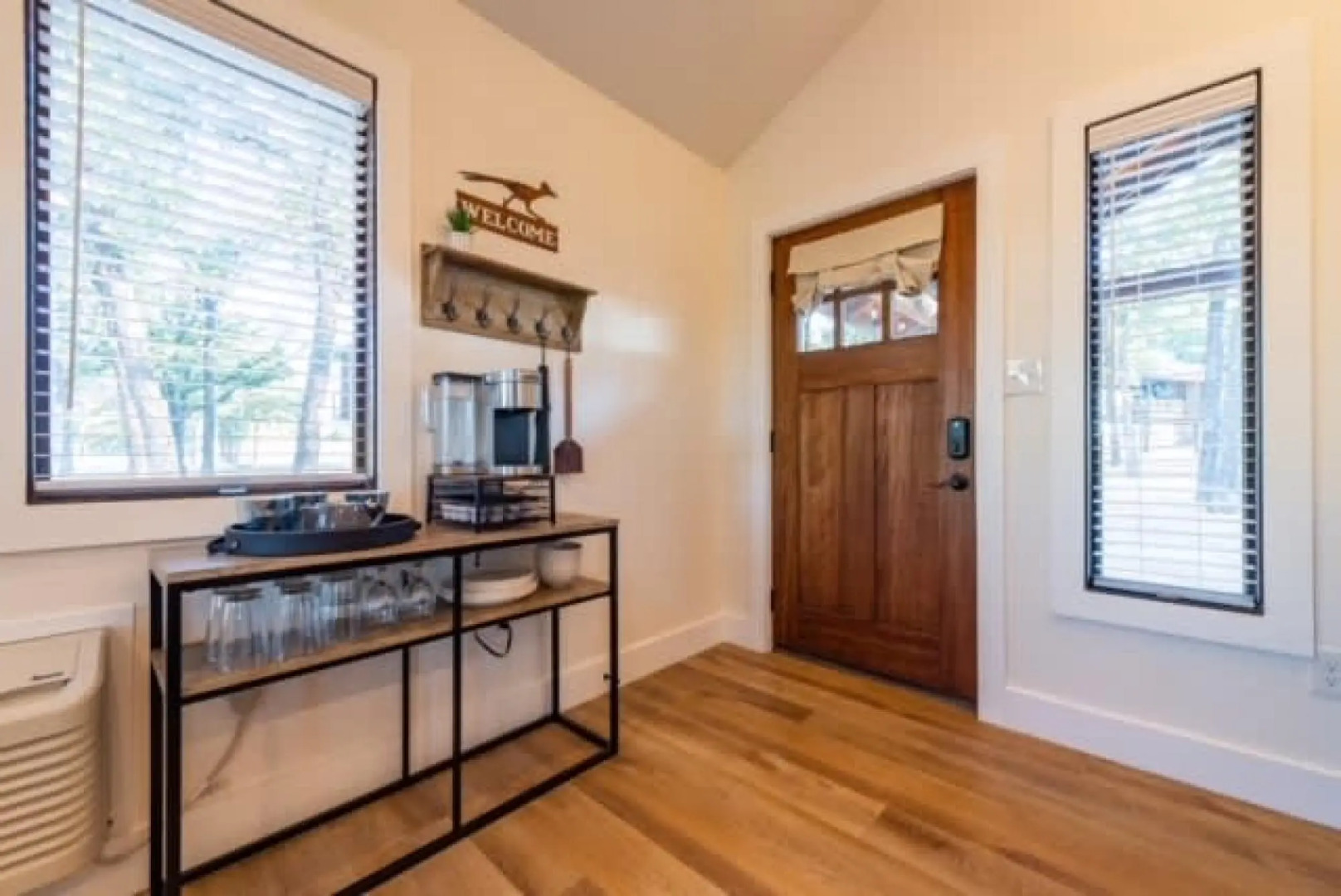 The Roadrunner Cabin 15MIN to Magnolia & Baylor