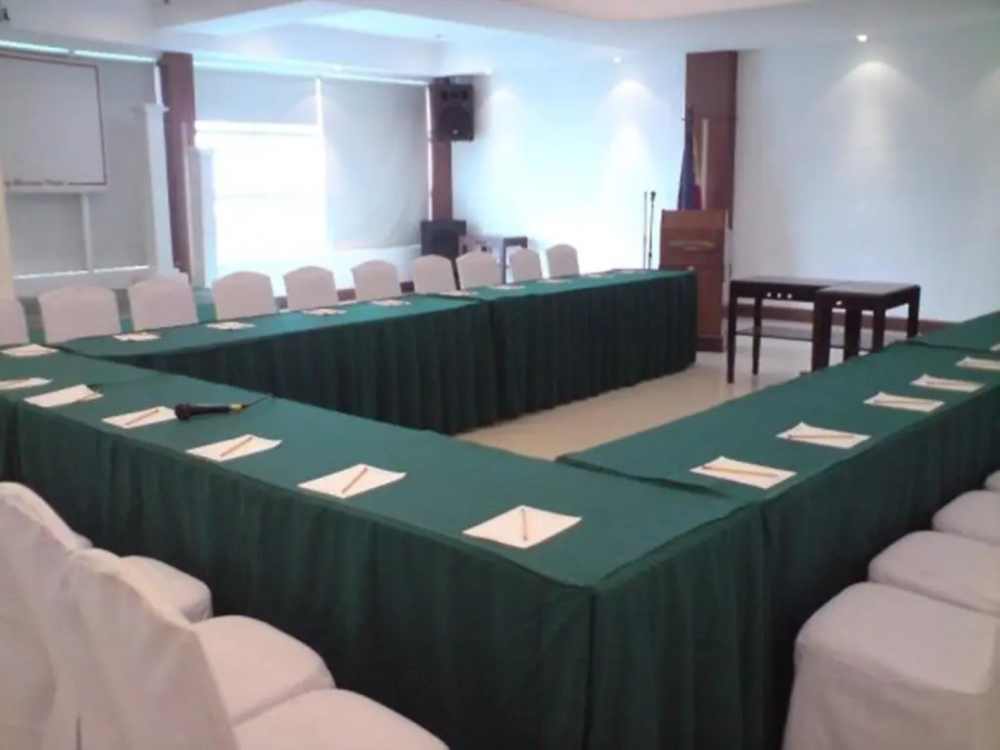 Cherry Blossoms Hotel