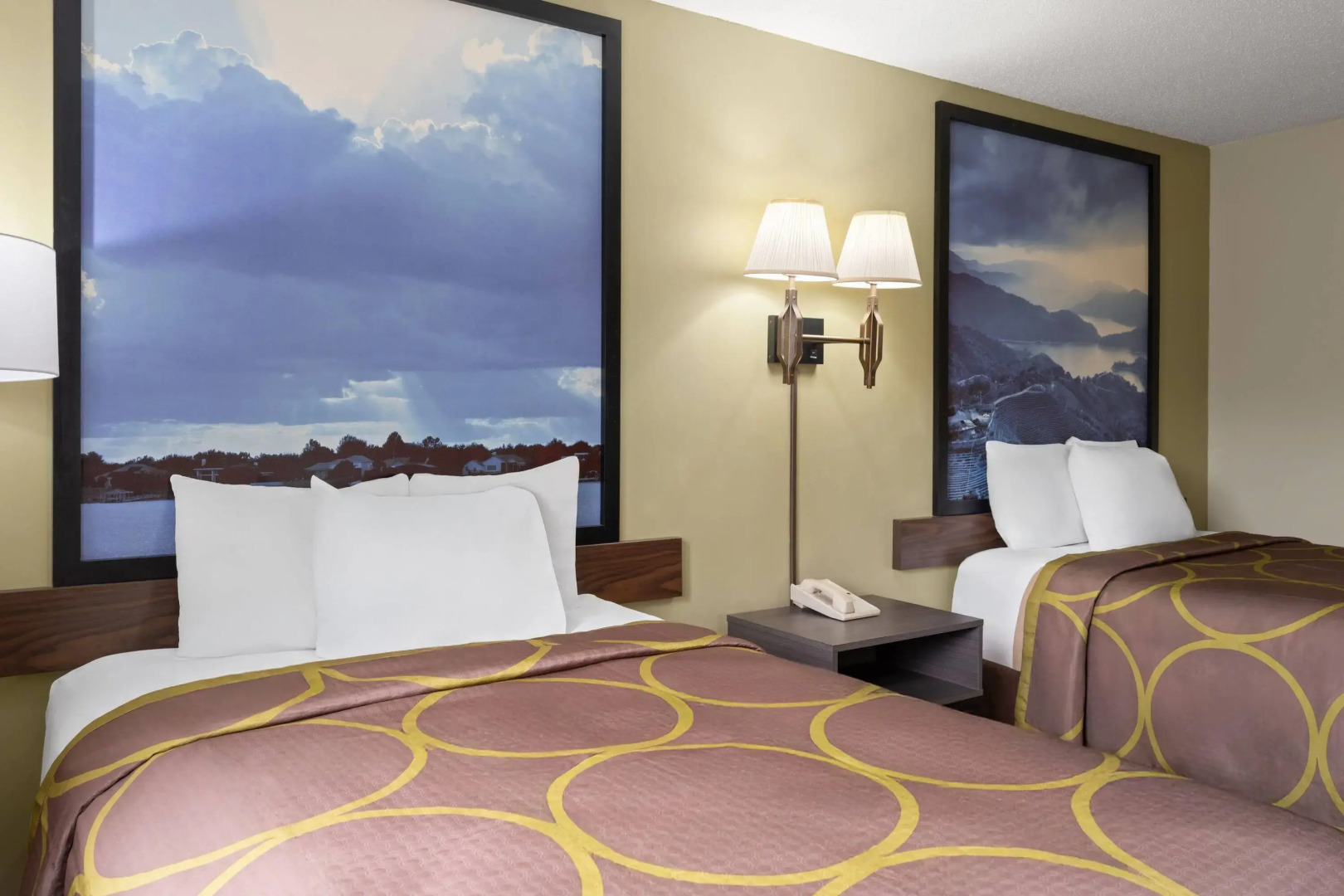 Super 8 by Wyndham Hagerstown I-70