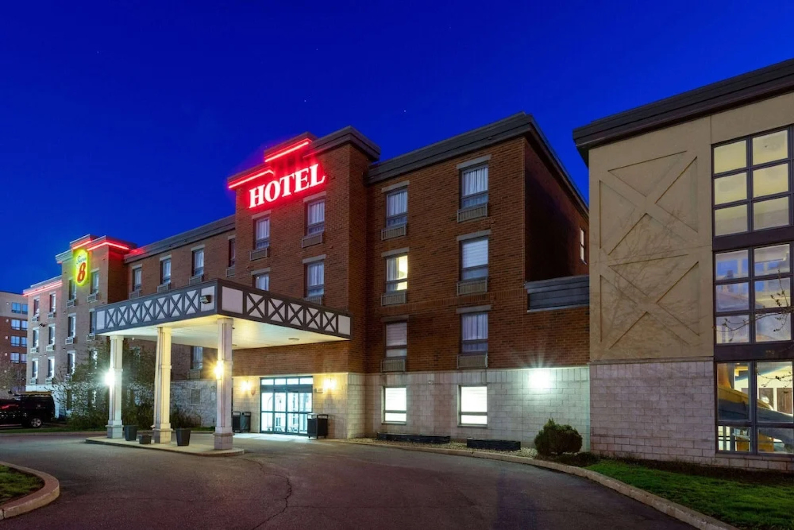 Super 8 Lachenaie/Terrebonne