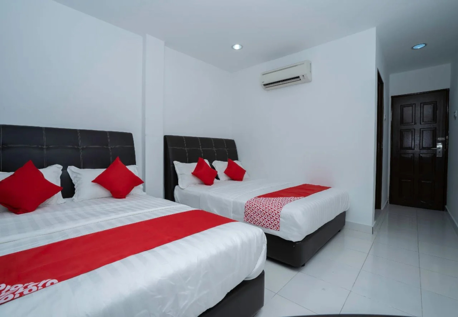 OYO 988 Malawati Ria Hotel