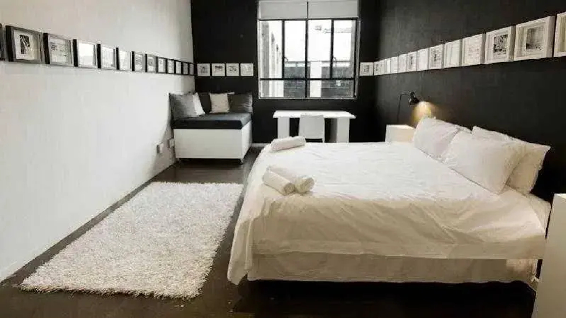 12 Decades Art Hotel