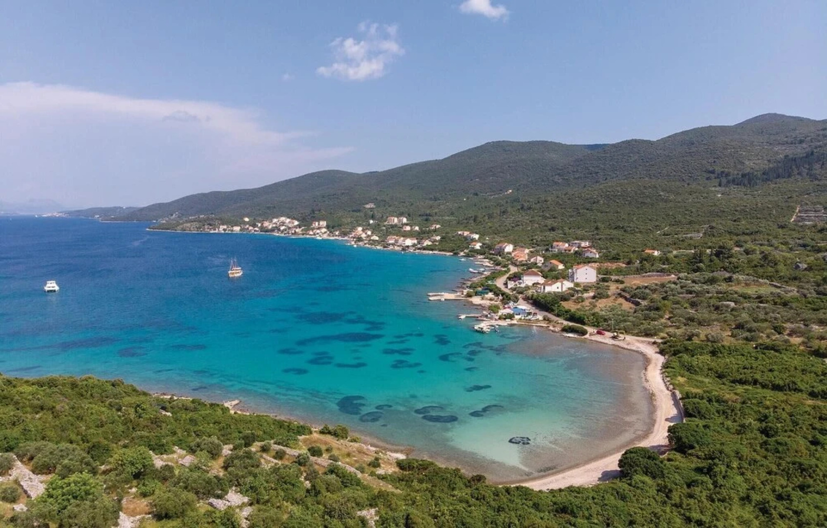 Awesome Home in Racisce With Wifi and 2 Bedrooms