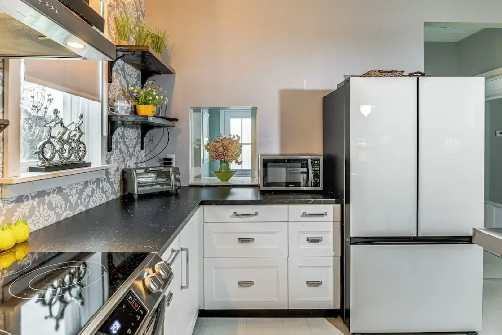 Newly Renovated Private Cottage Near Niagara River