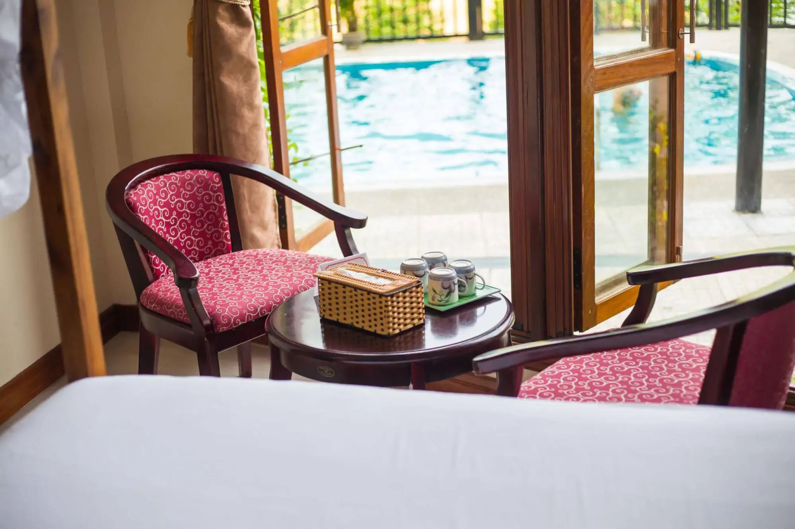 Phong Nha Lake House