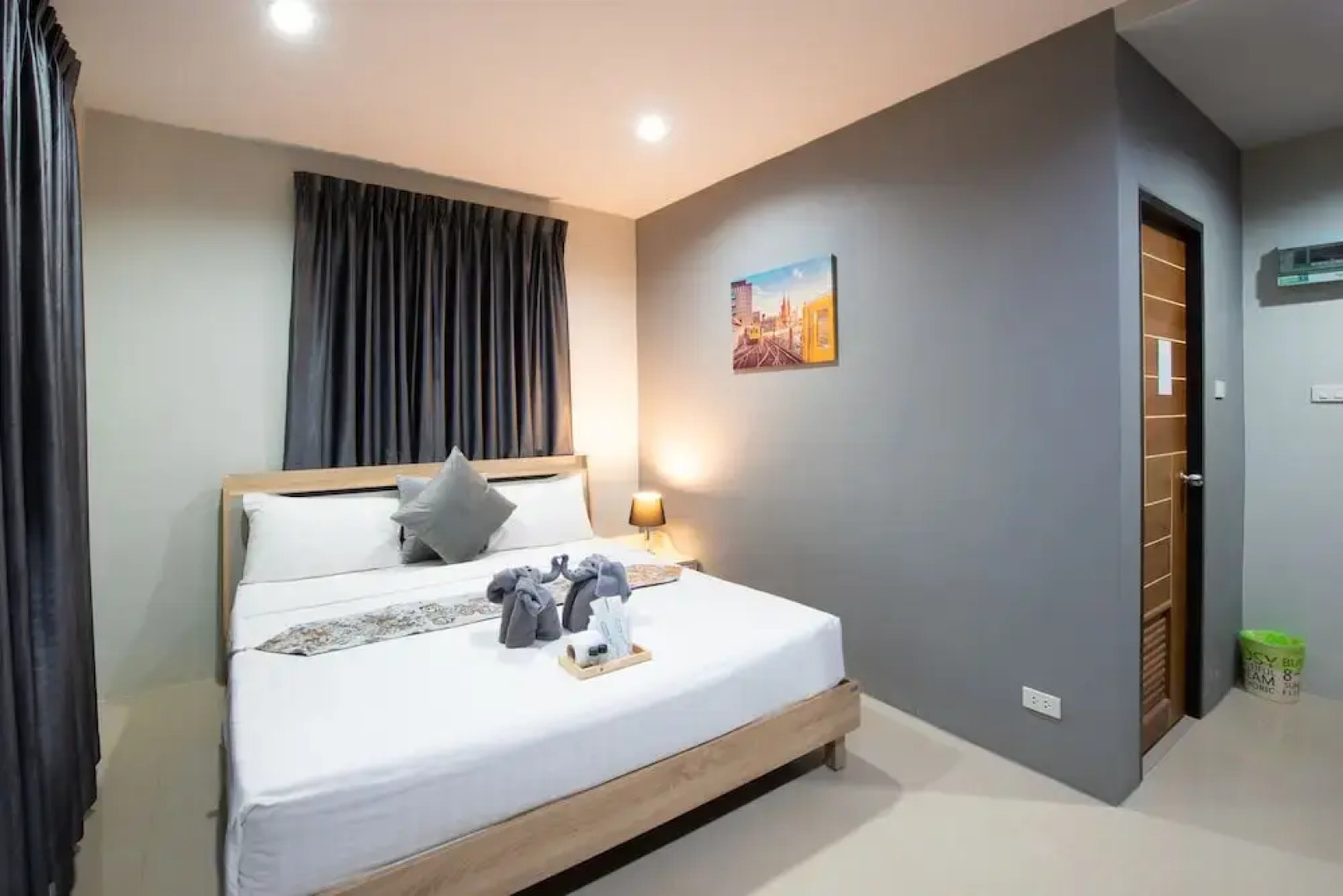 The Living Hotel SamutPrakan