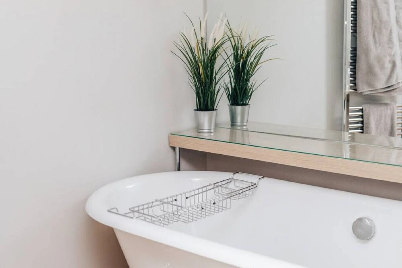 The Herringbone - 3 Bed With Parking Pet Friendly